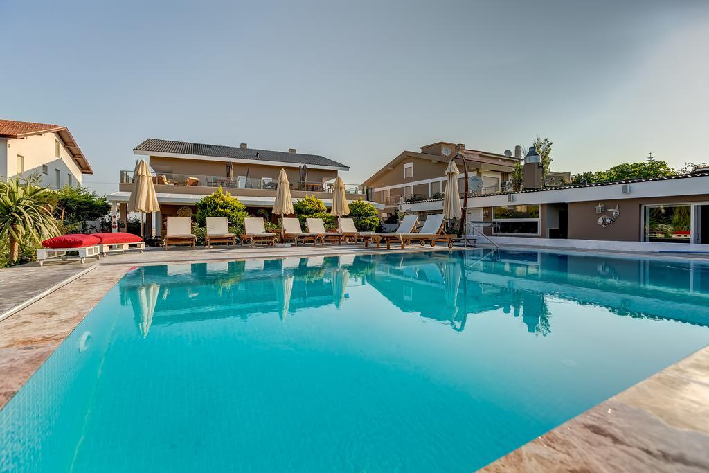 Villa Kore Çeşme Buitenkant foto